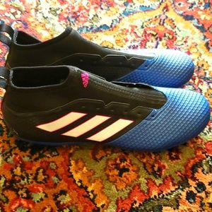 Adidas soccer cleats size 12